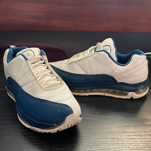 Jordan Air Max 12 size 7Y